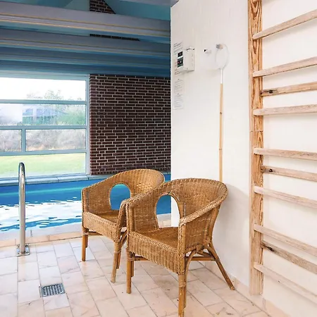 Prázdninový dům 4 Star In *